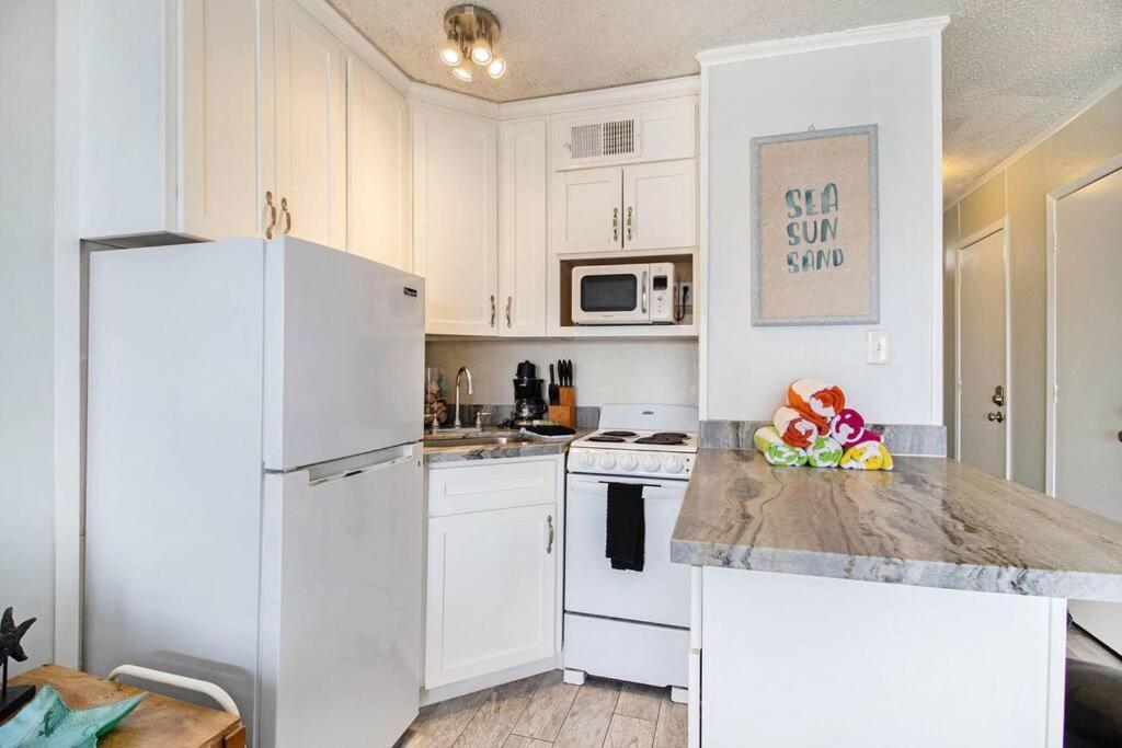 The Happy Seahorse Apartment Galveston Exterior photo